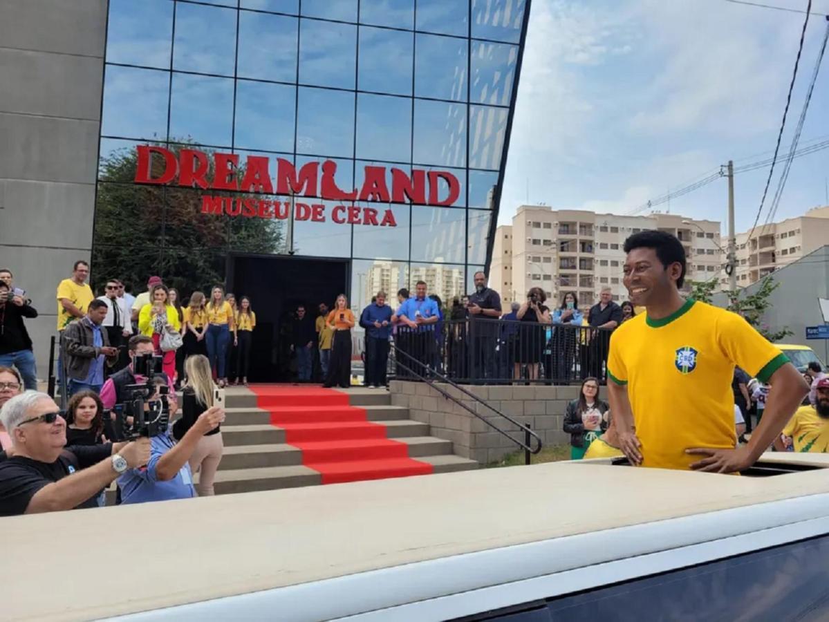 Casa Temporada Olimpia 8 Pessoas Com Piscina Villa Екстериор снимка